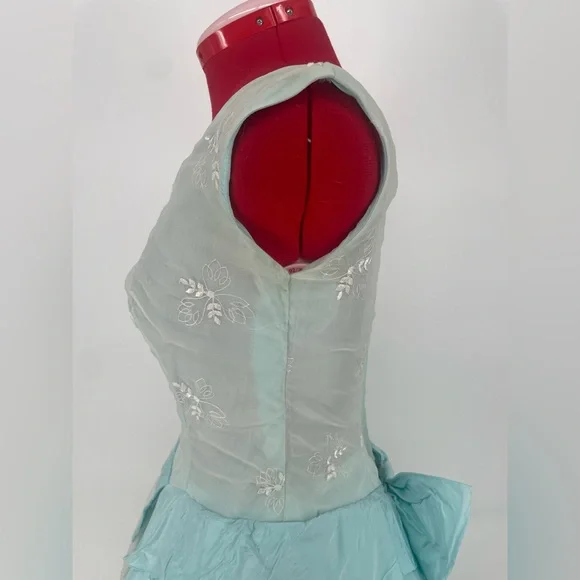 Light Blue 1950s-1960s Fit & Flare Party Dress W/ Bow Back & Embroidered Chiffon - Picture 9 of 16